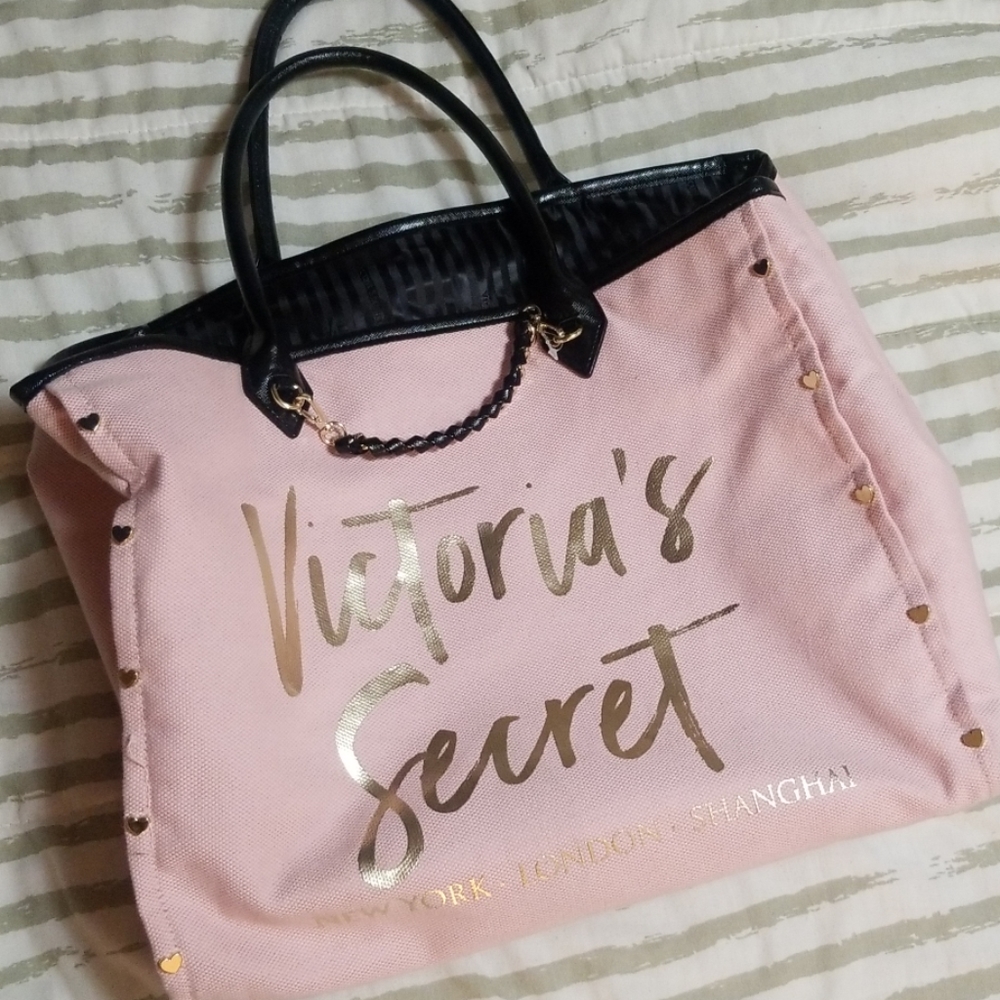 Victoria Secret Tote/Gym/overnight bag